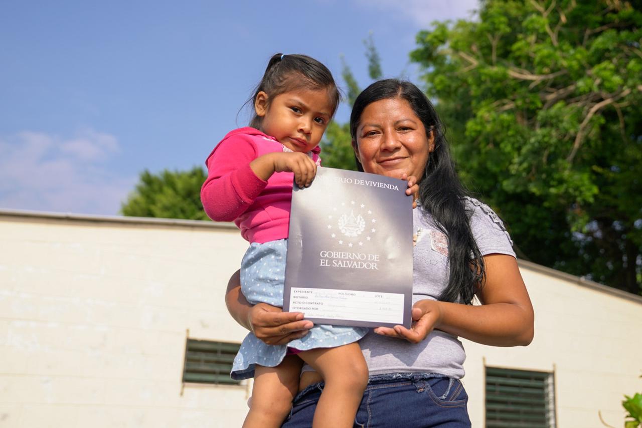 Familias en San Martín se verán beneficiadas con la entrega de escrituras y la inauguración de un pozo de agua potable familias-en-san-martin-se-veran-beneficiadas-con-la-entrega-de-escrituras-y-la-inauguracion-de-un-pozo-de-agua-potable